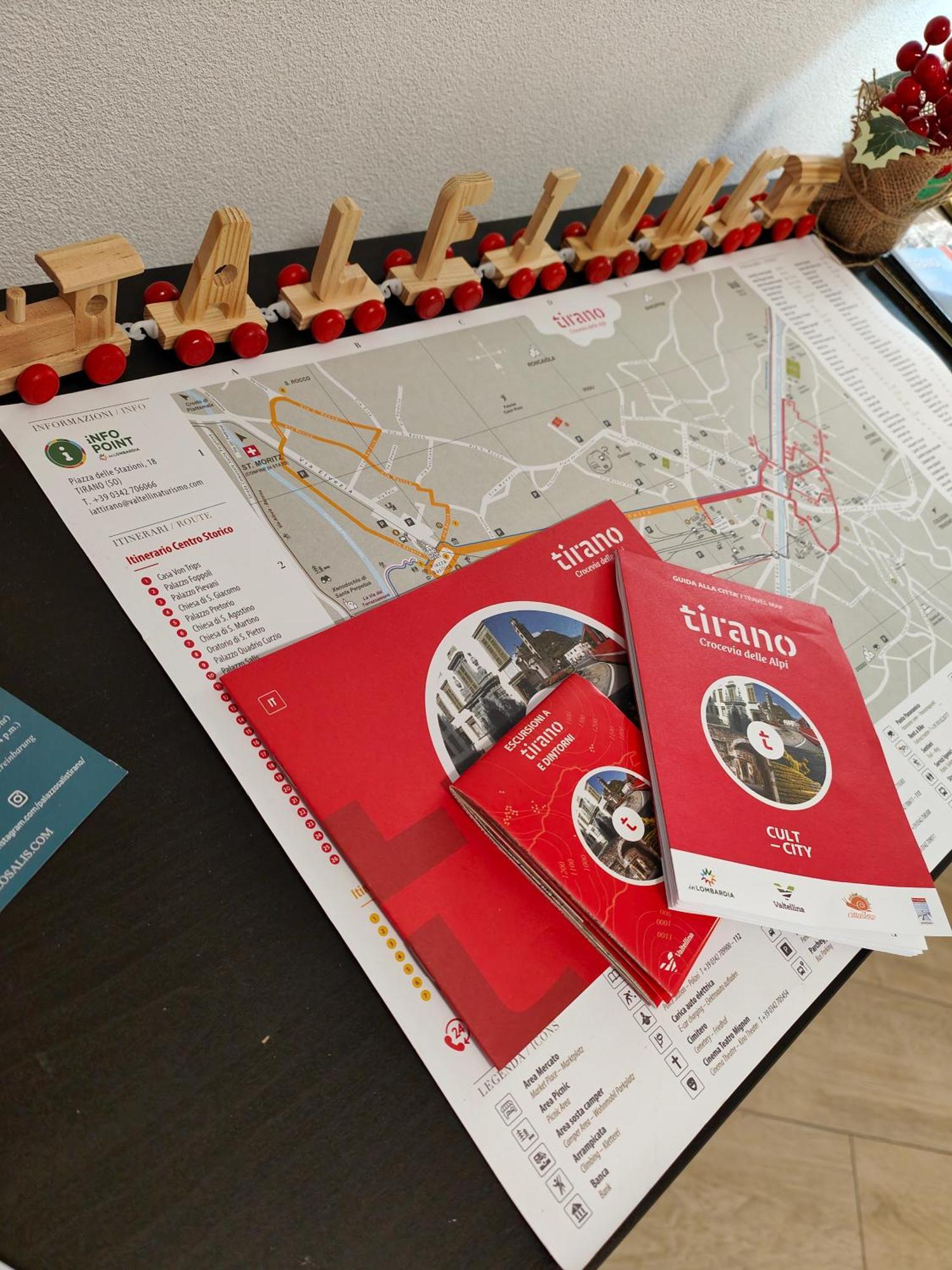 Alfiumea Apartment Tirano Luaran gambar