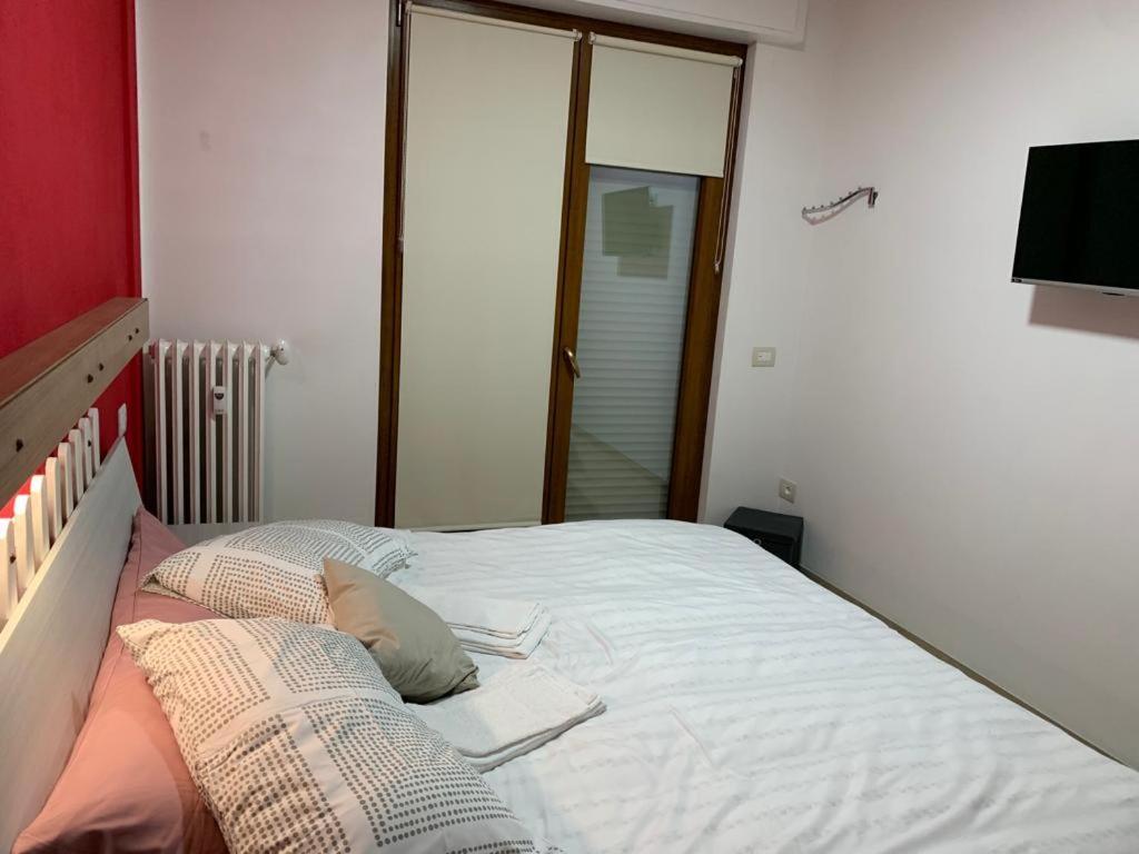 Alfiumea Apartment Tirano Luaran gambar